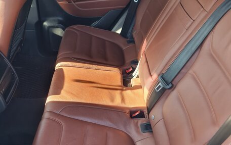 Volkswagen Touareg III, 2016 год, 2 500 000 рублей, 14 фотография