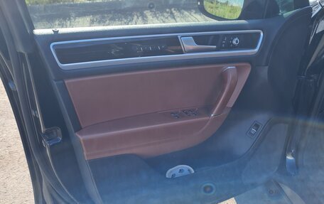 Volkswagen Touareg III, 2016 год, 2 500 000 рублей, 11 фотография