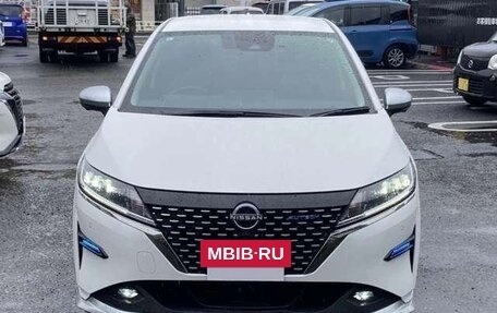 Nissan Note, 2021 год, 1 250 000 рублей, 2 фотография