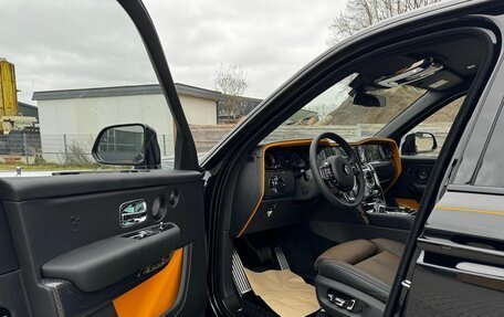 Rolls-Royce Cullinan, 2025 год, 79 900 000 рублей, 3 фотография