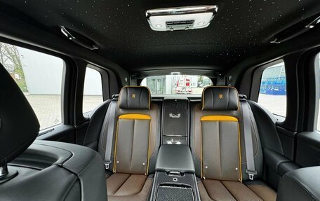 Rolls-Royce Cullinan, 2025 год, 79 900 000 рублей, 5 фотография