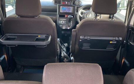 Toyota Roomy I, 2022 год, 1 190 000 рублей, 11 фотография