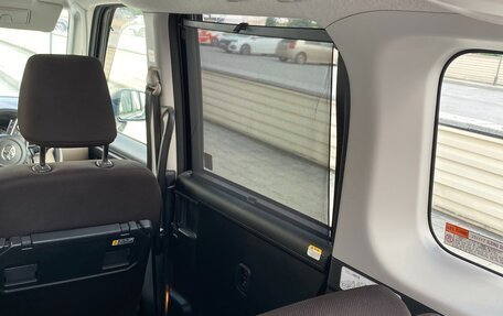 Toyota Roomy I, 2022 год, 1 190 000 рублей, 13 фотография