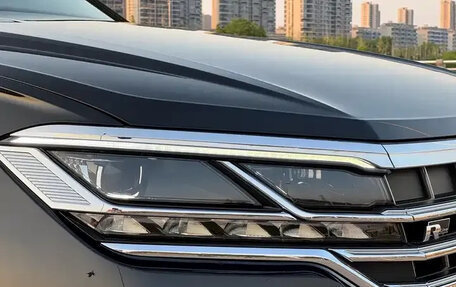 Volkswagen Touareg III, 2022 год, 4 750 000 рублей, 5 фотография