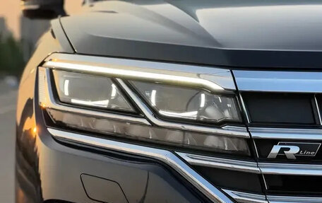 Volkswagen Touareg III, 2022 год, 4 750 000 рублей, 6 фотография