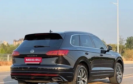 Volkswagen Touareg III, 2022 год, 4 750 000 рублей, 9 фотография