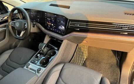 Volkswagen Touareg III, 2022 год, 4 750 000 рублей, 24 фотография