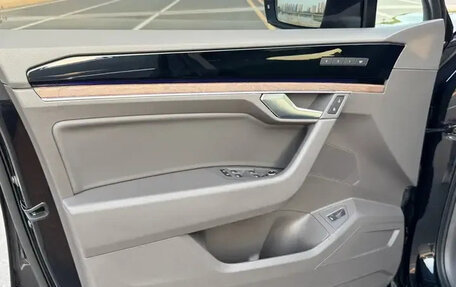 Volkswagen Touareg III, 2022 год, 4 750 000 рублей, 27 фотография