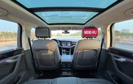 Volkswagen Touareg III, 2022 год, 4 750 000 рублей, 23 фотография