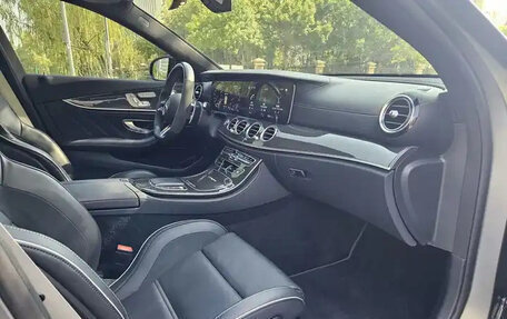 Mercedes-Benz E-Класс AMG, 2021 год, 10 630 111 рублей, 5 фотография