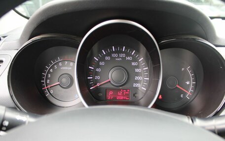 KIA Rio III рестайлинг, 2015 год, 1 046 000 рублей, 15 фотография