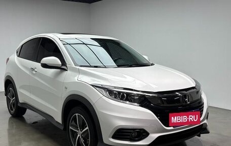 Honda Vezel, 2022 год, 1 580 300 рублей, 2 фотография