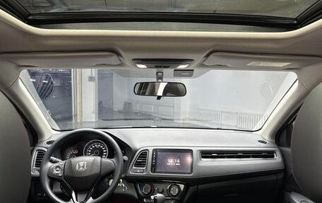Honda Vezel, 2022 год, 1 580 300 рублей, 6 фотография
