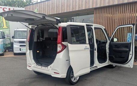 Toyota Roomy I, 2022 год, 1 085 000 рублей, 19 фотография