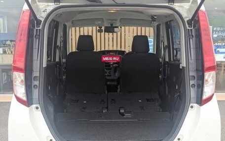 Toyota Roomy I, 2022 год, 1 085 000 рублей, 20 фотография