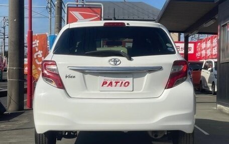 Toyota Vitz, 2015 год, 752 580 рублей, 5 фотография