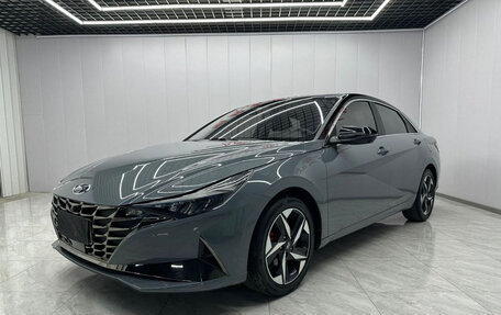 Hyundai Elantra, 2020 год, 1 600 000 рублей, 2 фотография
