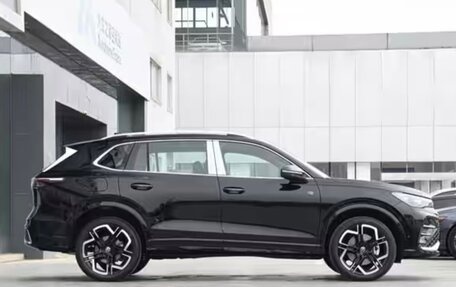 Volkswagen Tiguan, 2025 год, 4 050 000 рублей, 8 фотография