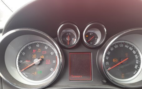 Opel Astra J, 2012 год, 720 000 рублей, 3 фотография