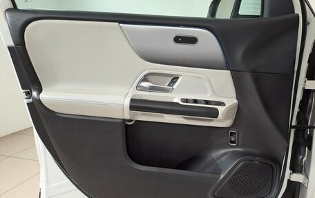 Mercedes-Benz GLB, 2020 год, 3 090 000 рублей, 17 фотография