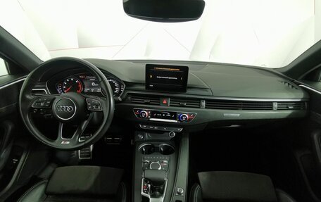 Audi A4, 2017 год, 2 395 000 рублей, 13 фотография