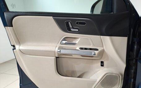 Mercedes-Benz GLB, 2021 год, 2 899 000 рублей, 17 фотография