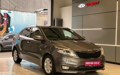 KIA Rio III рестайлинг, 2015 год, 919 990 рублей, 1 фотография