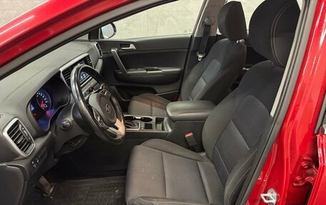 KIA Sportage IV рестайлинг, 2020 год, 1 919 000 рублей, 7 фотография