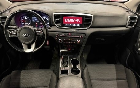 KIA Sportage IV рестайлинг, 2020 год, 1 919 000 рублей, 8 фотография