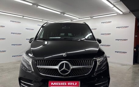 Mercedes-Benz V-Класс, 2020 год, 7 700 000 рублей, 2 фотография