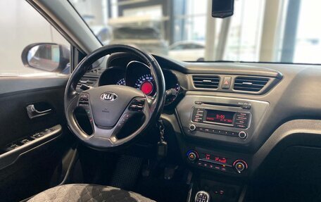 KIA Rio III рестайлинг, 2015 год, 919 990 рублей, 2 фотография