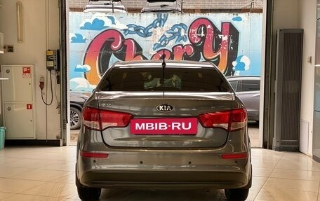 KIA Rio III рестайлинг, 2015 год, 919 990 рублей, 10 фотография