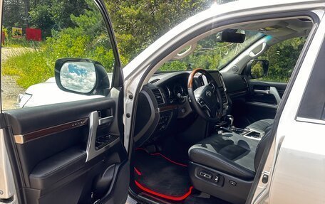 Toyota Land Cruiser 200, 2015 год, 5 400 000 рублей, 10 фотография