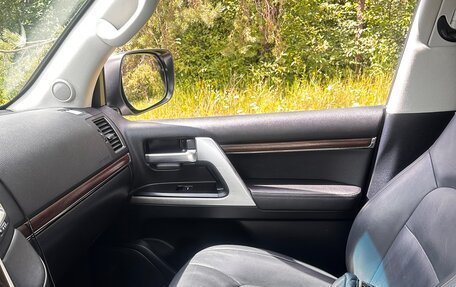Toyota Land Cruiser 200, 2015 год, 5 400 000 рублей, 14 фотография