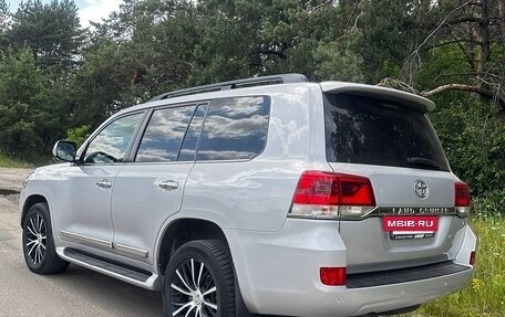 Toyota Land Cruiser 200, 2015 год, 5 400 000 рублей, 4 фотография