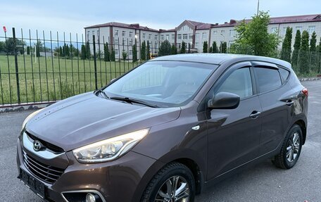 Hyundai ix35 I рестайлинг, 2013 год, 1 040 000 рублей, 4 фотография