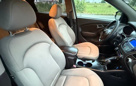 Hyundai ix35 I рестайлинг, 2013 год, 1 040 000 рублей, 10 фотография