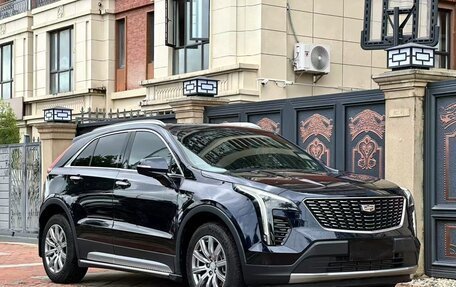 Cadillac XT4 I, 2022 год, 2 700 400 рублей, 3 фотография