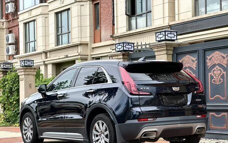 Cadillac XT4 I, 2022 год, 2 700 400 рублей, 6 фотография