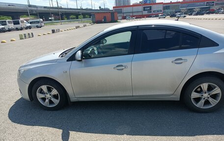 Chevrolet Cruze II, 2011 год, 780 000 рублей, 4 фотография