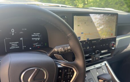 Lexus GX, 2024 год, 15 900 000 рублей, 10 фотография