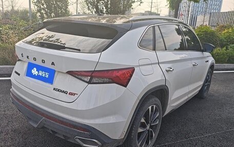 Skoda Kodiaq I, 2022 год, 2 710 000 рублей, 2 фотография