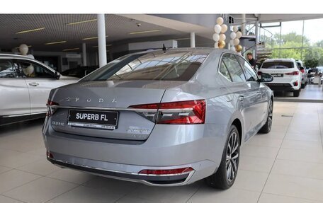 Skoda Superb III рестайлинг, 2024 год, 4 300 000 рублей, 5 фотография