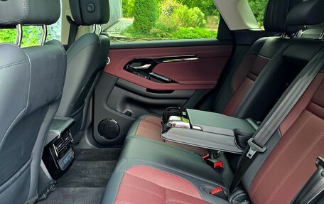 Land Rover Range Rover Evoque II, 2024 год, 5 000 000 рублей, 19 фотография