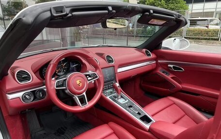 Porsche 718 Spyder, 2022 год, 6 329 030 рублей, 14 фотография