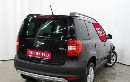 Skoda Yeti I рестайлинг, 2013 год, 1 049 000 рублей, 8 фотография