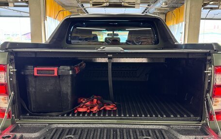 Toyota Hilux VIII, 2021 год, 6 200 000 рублей, 4 фотография