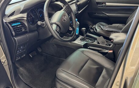 Toyota Hilux VIII, 2021 год, 6 200 000 рублей, 7 фотография