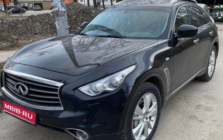 Infiniti FX II, 2012 год, 2 200 000 рублей, 1 фотография