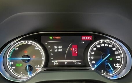 Toyota Harrier, 2022 год, 3 030 000 рублей, 4 фотография